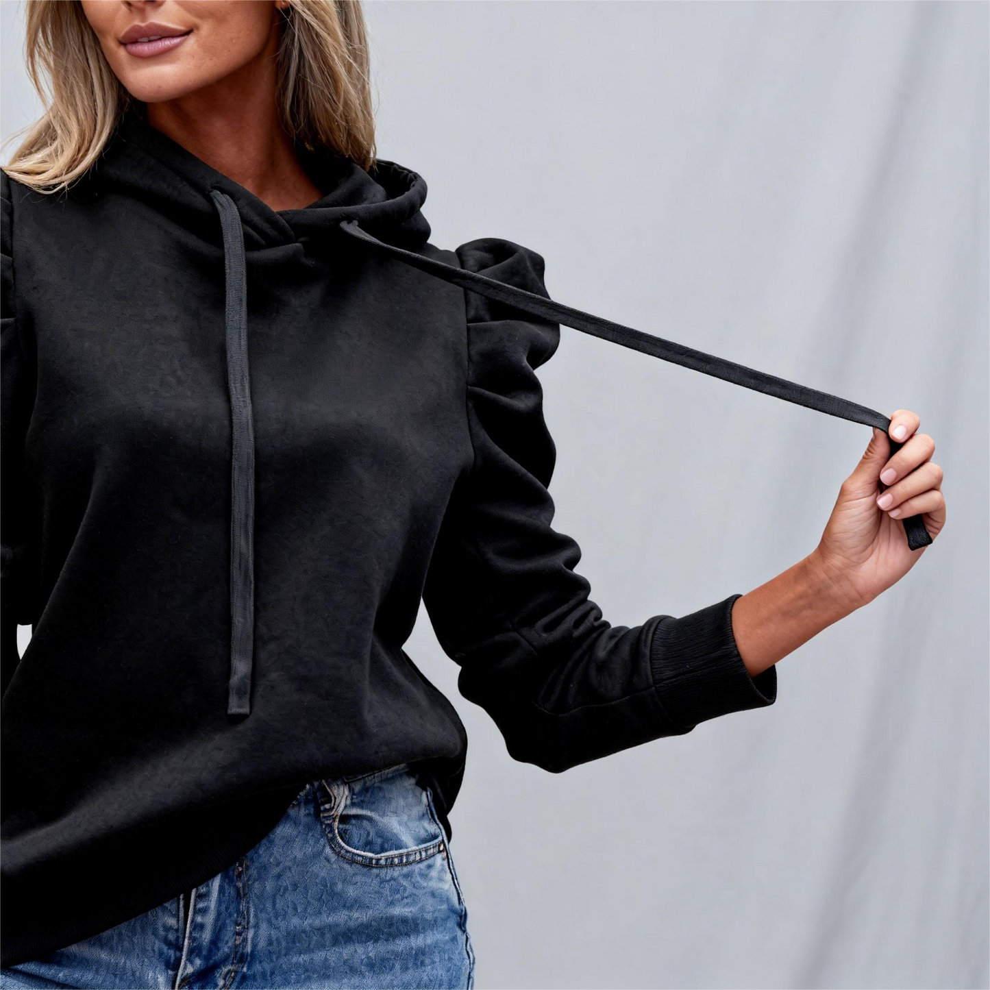 Women’s Casual Solid Color Long-Sleeve Pullover Hoodie